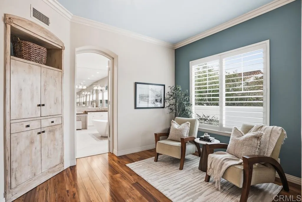 https://cdn.realtyfeed.com/cdn/127/306728997/391cf37b2271dd275e5dbc06b7b3d5bb.webp