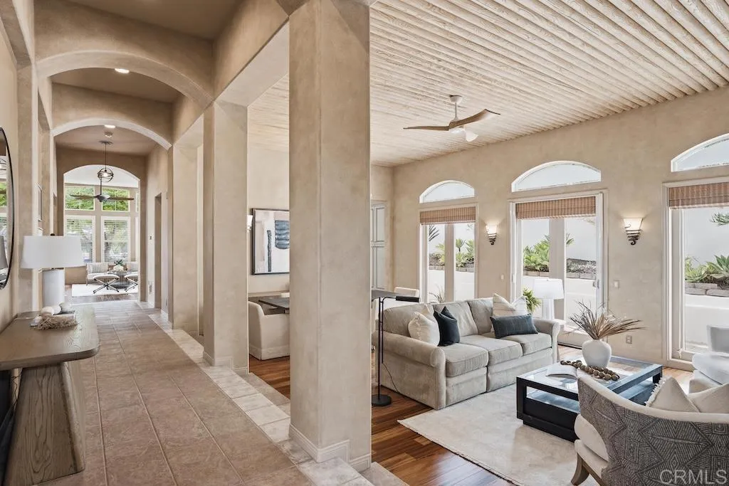 https://cdn.realtyfeed.com/cdn/127/306728997/c7d4476f9bd599a90fdcfd98a28f9fd2.webp
