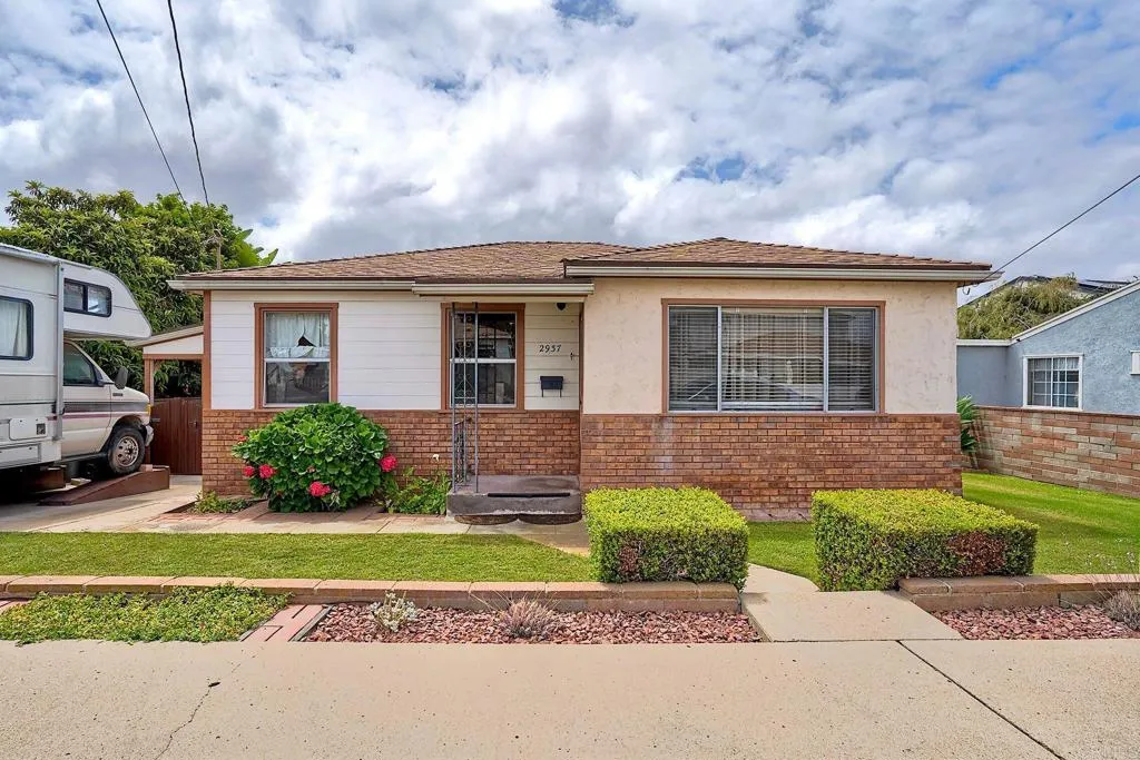 https://cdn.realtyfeed.com/cdn/127/306729000/24638c51f64ae22dc2bab79f1b2938d5.webp