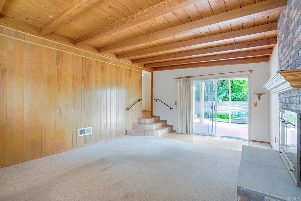 https://cdn.realtyfeed.com/cdn/127/306729000/698b411a3541d22bfc36865cc7df4b49.webp