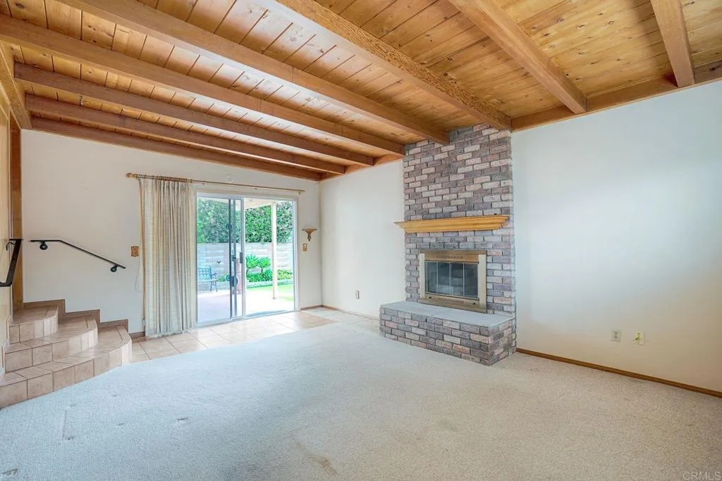 https://cdn.realtyfeed.com/cdn/127/306729000/cab7a27175d4c35ff6ce2925ab4ff39a.webp