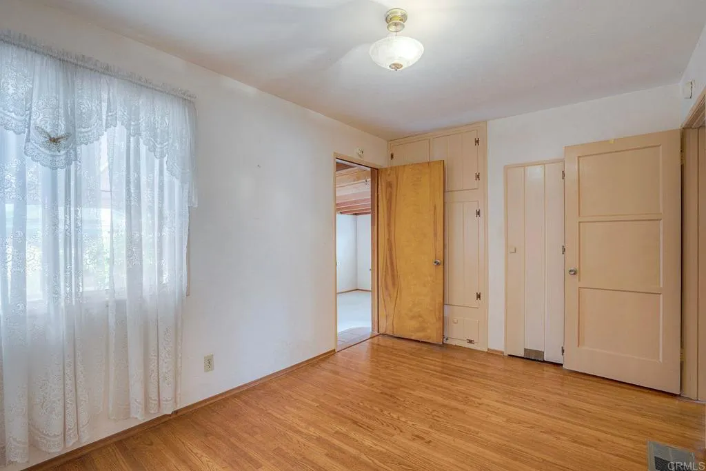 https://cdn.realtyfeed.com/cdn/127/306729000/cf6ef30c6da564b3a5c07e92541539ca.webp