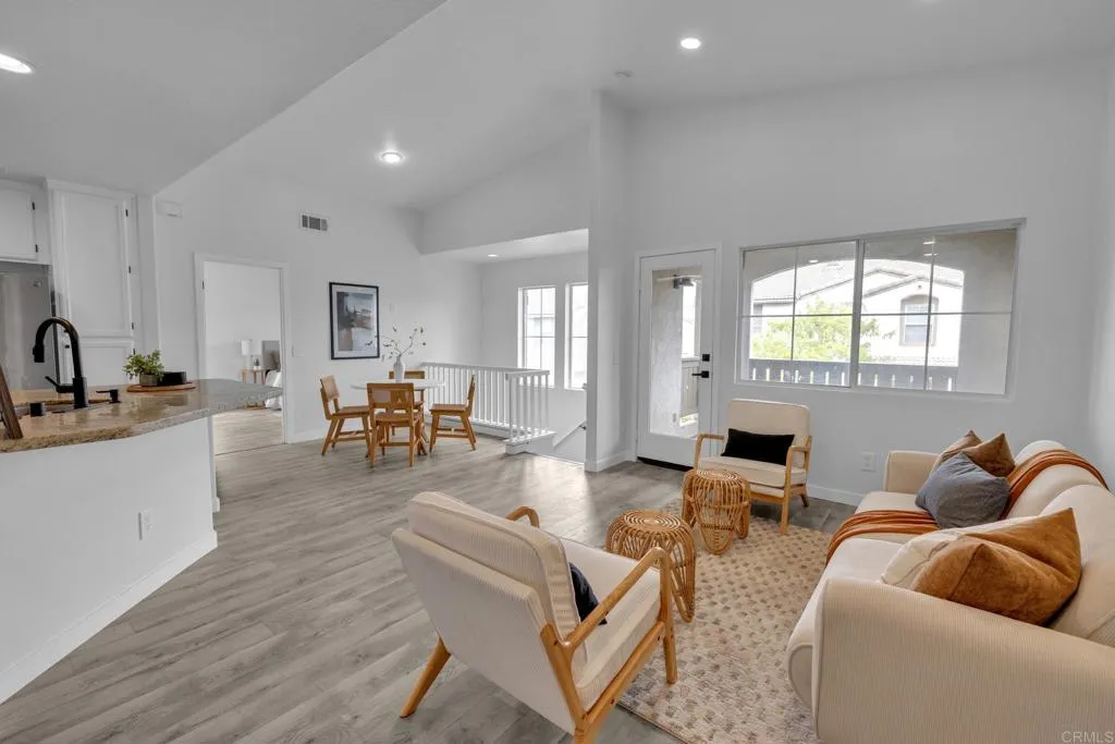 Photo #8: PTP2604067 Listing: Photo #8