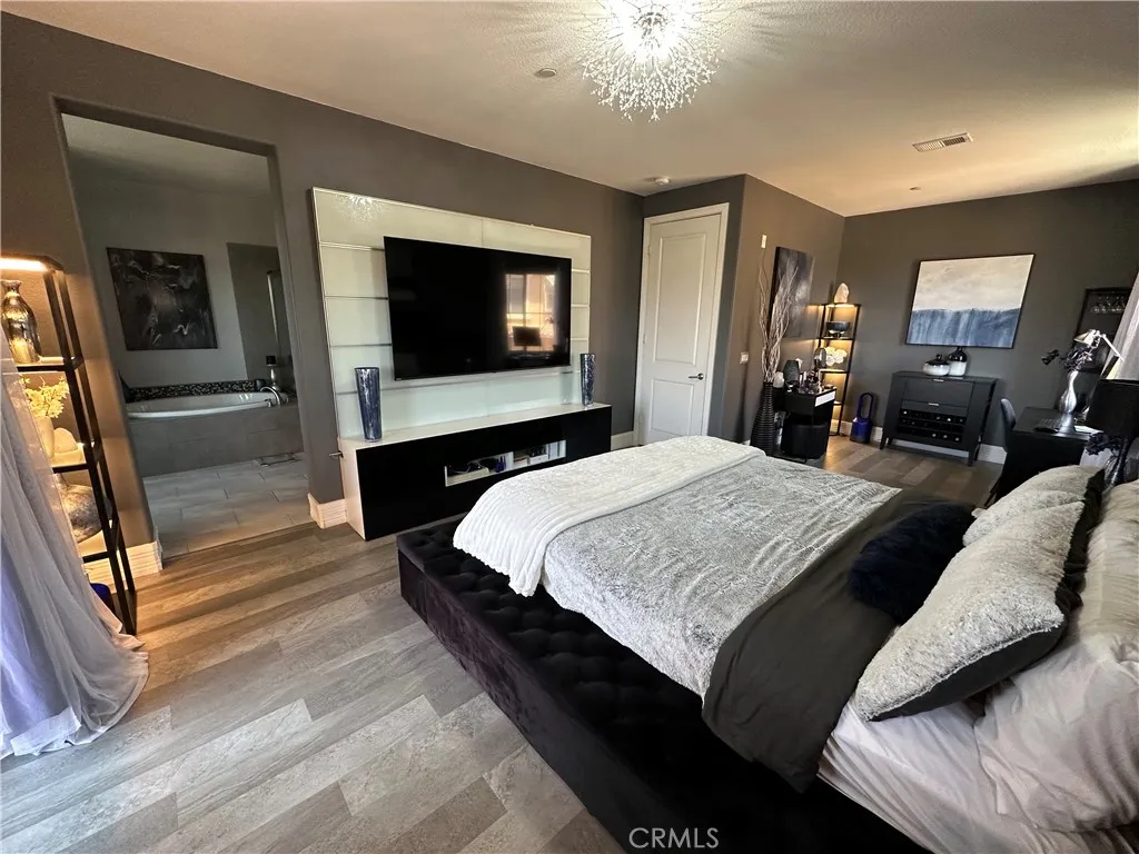 https://cdn.realtyfeed.com/cdn/127/306729053/2b6c7547102c3b1a662da33c4745657a.webp