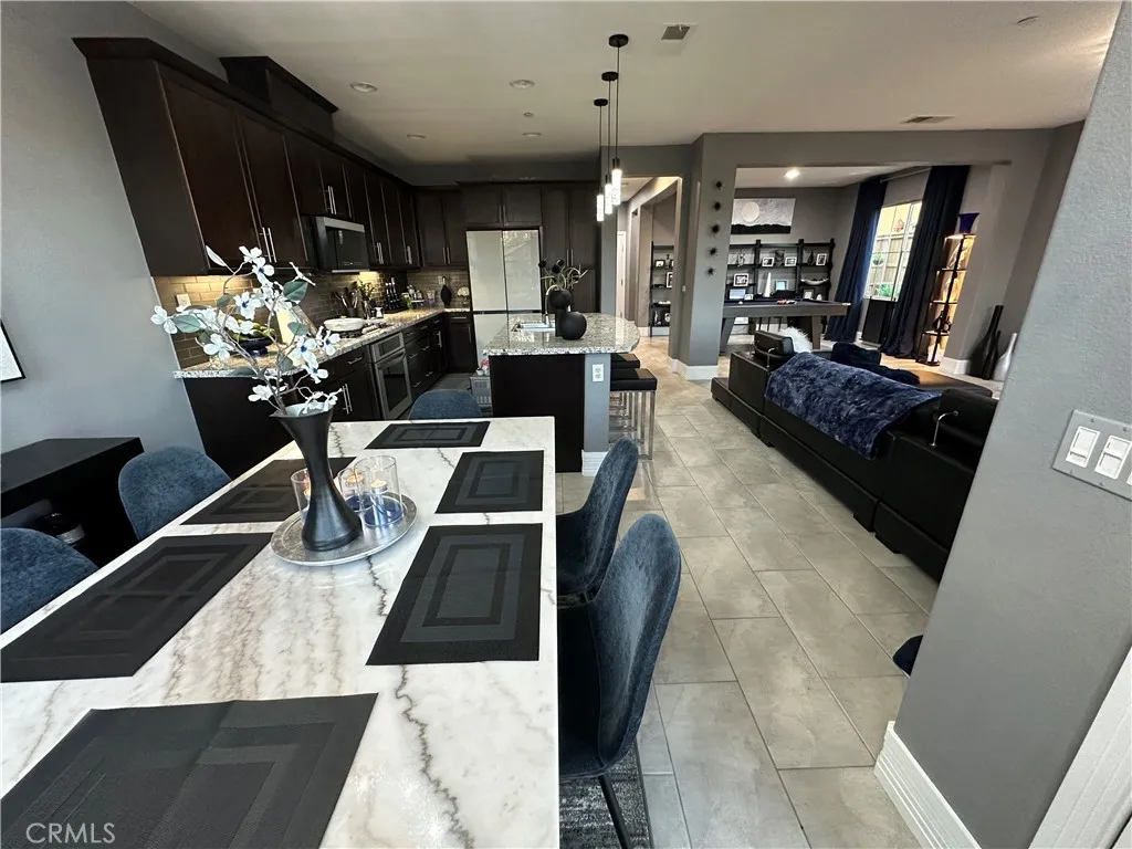 https://cdn.realtyfeed.com/cdn/127/306729053/2fa1237088ef3a5321b6941c0450984d.webp