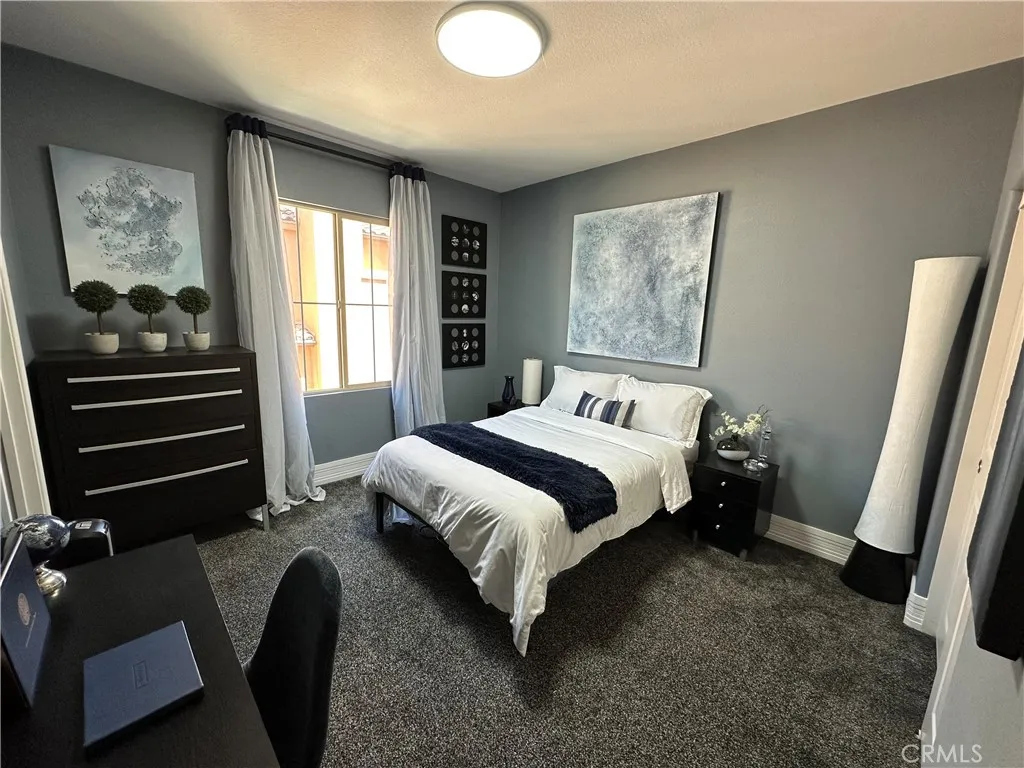 https://cdn.realtyfeed.com/cdn/127/306729053/54b0452c1e9963bf92d8430ae401cab7.webp