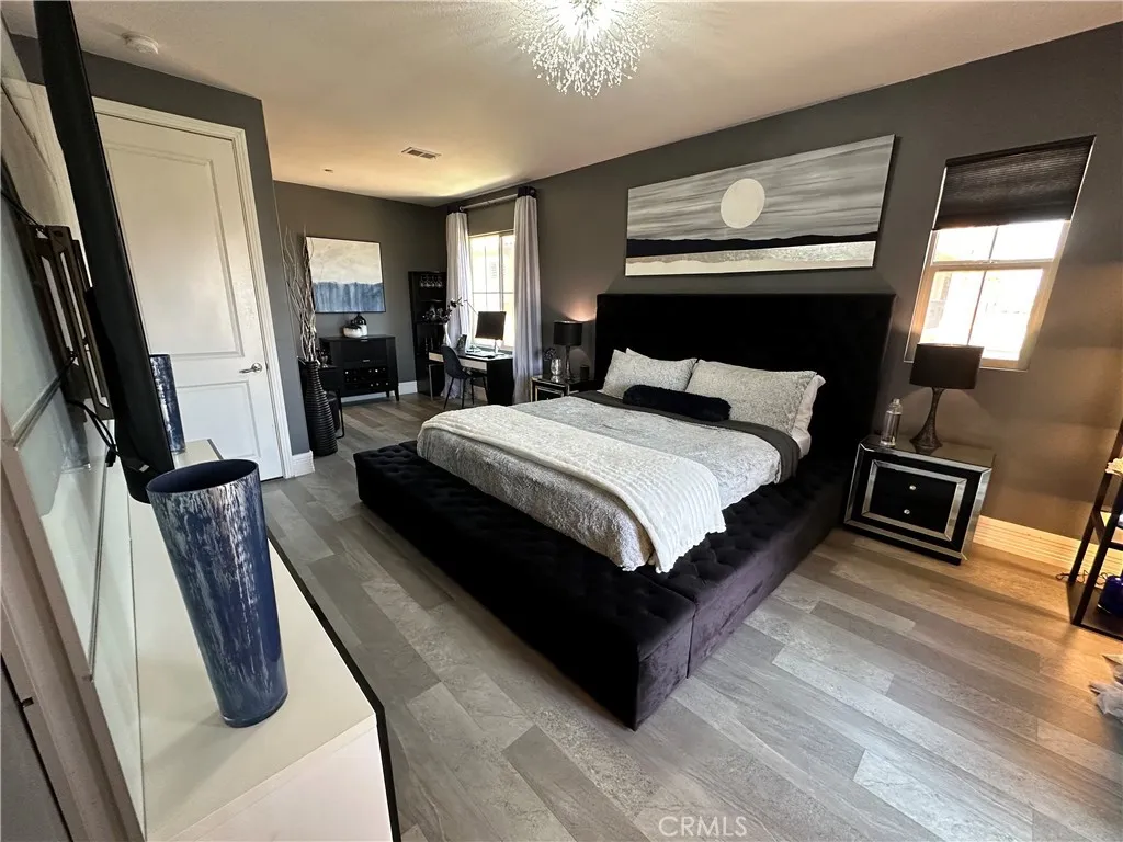 https://cdn.realtyfeed.com/cdn/127/306729053/fbf1a799d93a1b0f683efa05e3f4e95c.webp