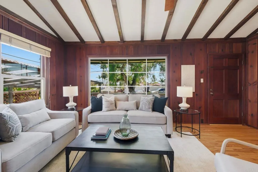 https://cdn.realtyfeed.com/cdn/127/306729115/39b4eb01ed9ed92801a3267b071b95da.webp
