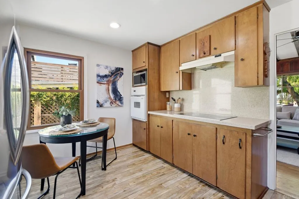 https://cdn.realtyfeed.com/cdn/127/306729115/41dc4969b9a95a6cc94cc9474f1c36c7.webp