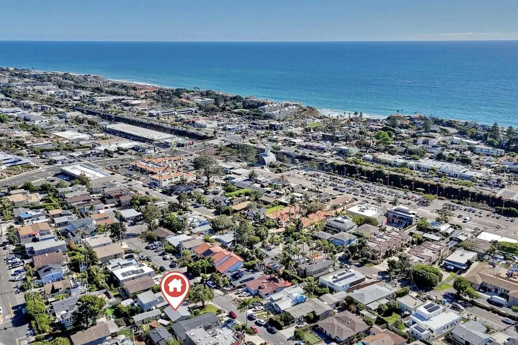 https://cdn.realtyfeed.com/cdn/127/306729115/46580f2e90764b472970ac8583126382.webp