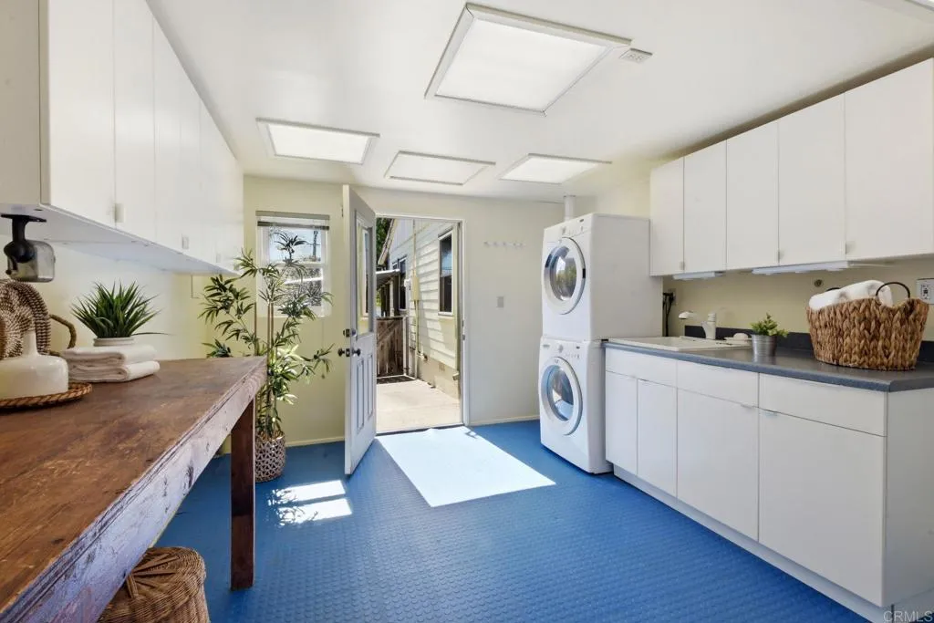 https://cdn.realtyfeed.com/cdn/127/306729115/b9966a99b5f89f6f349de3cd6cbcde6c.webp