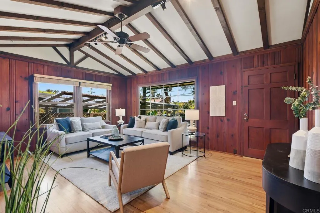 https://cdn.realtyfeed.com/cdn/127/306729115/e2a36529c113e95b6f223eeaf6dc23b4.webp