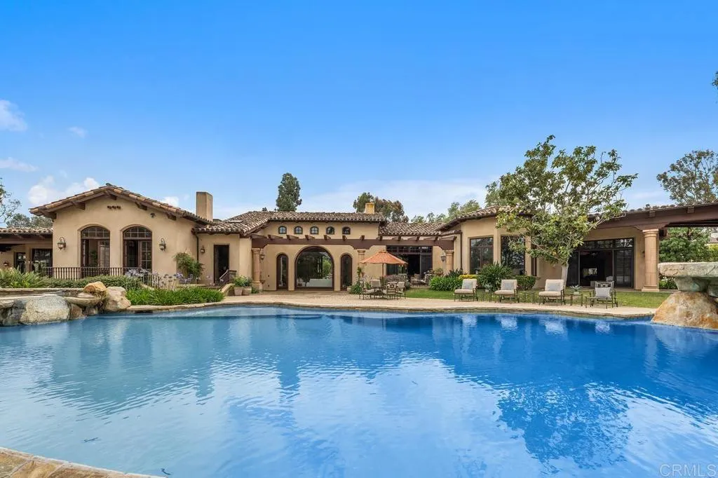 https://cdn.realtyfeed.com/cdn/127/306729124/4d472e21059058bfdab6145ca6810fd1.webp