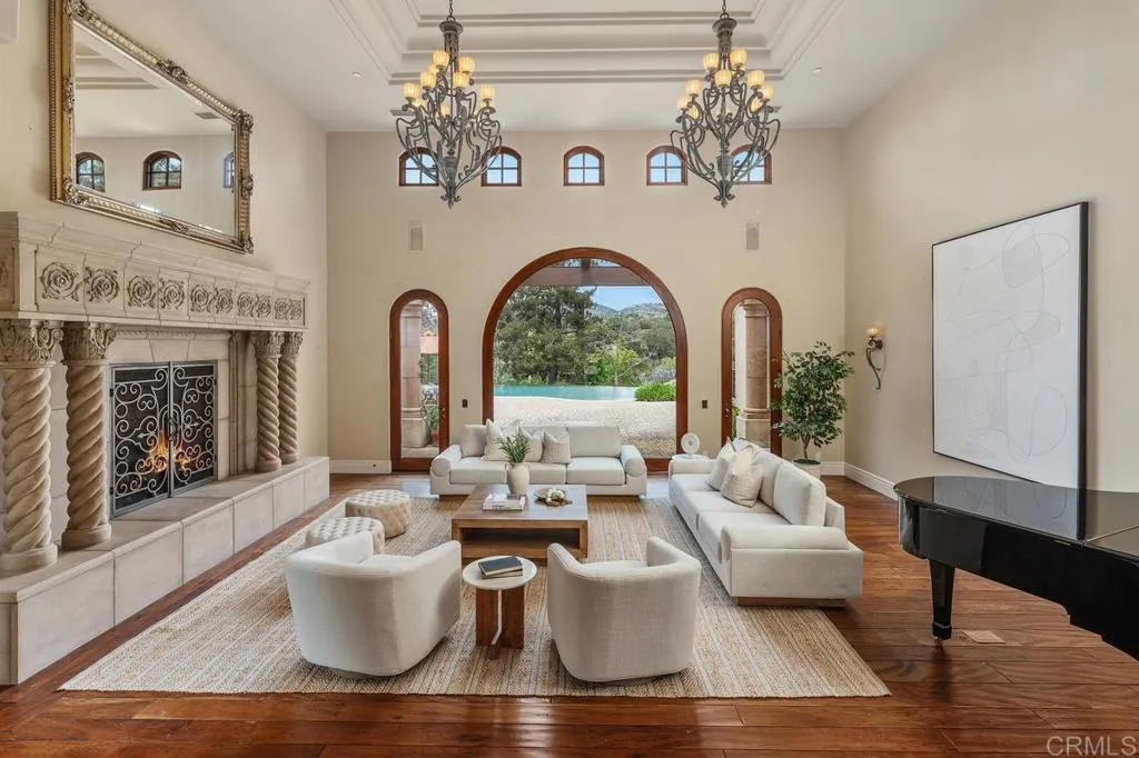 https://cdn.realtyfeed.com/cdn/127/306729124/70a64e9b7b37bc9bd564191303311c01.webp