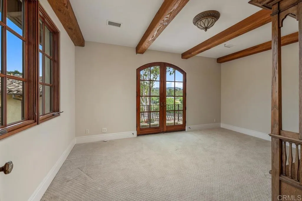 https://cdn.realtyfeed.com/cdn/127/306729124/8a47771223f37a186beaa1683efaa462.webp