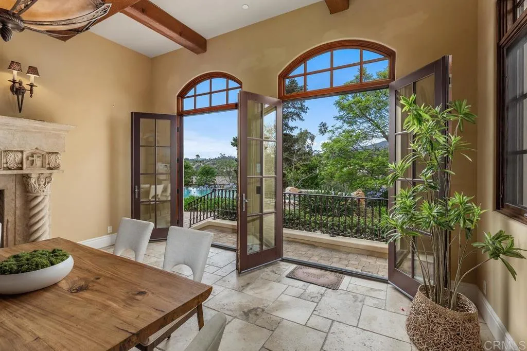 https://cdn.realtyfeed.com/cdn/127/306729124/ea1b0eeebc520d95bc16269d59167de8.webp