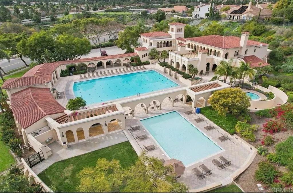 https://cdn.realtyfeed.com/cdn/127/306729146/0171a1ad1107cf9ebfb71dd2310e158b.webp