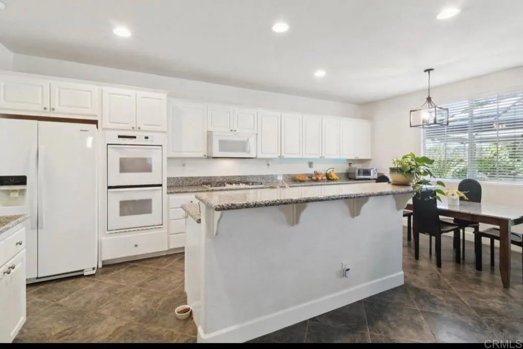 https://cdn.realtyfeed.com/cdn/127/306729146/7c147e7508e2ead90aa7694a7c8d256e.webp