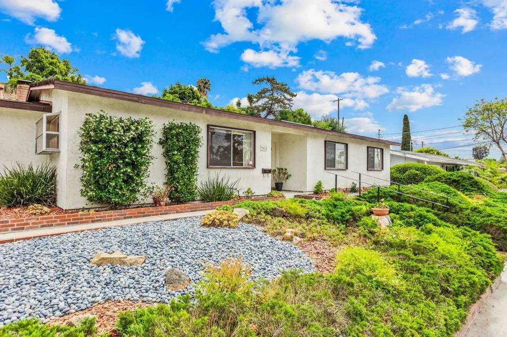 https://cdn.realtyfeed.com/cdn/127/306729147/780cd7972d381edf64868af0ea101dc3.webp