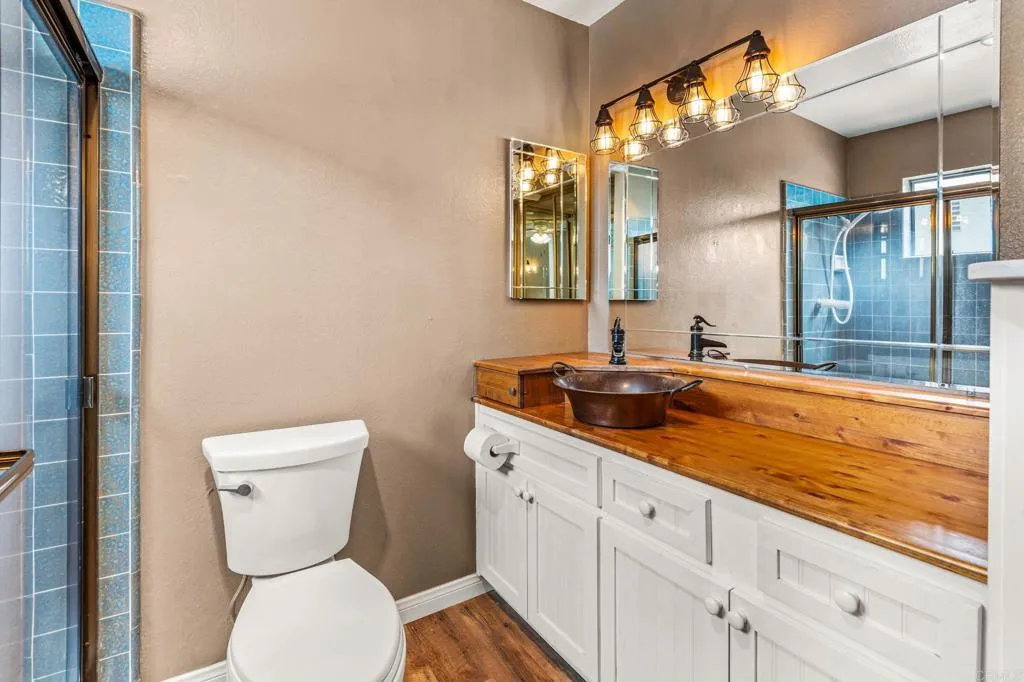 https://cdn.realtyfeed.com/cdn/127/306729147/99248045f80c0b651bde155e92a9f85b.webp