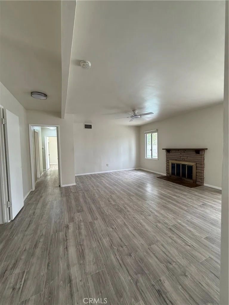 19900 Stagg Street, Winnetka, CA 91306 - Photo 3 of 14, Winnetka, CA