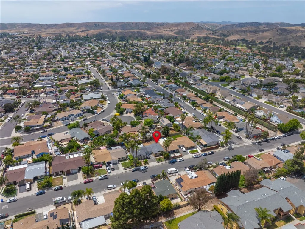https://cdn.realtyfeed.com/cdn/127/306729169/50e38cc7b9cf94b649101bc4cf40e5b8.webp