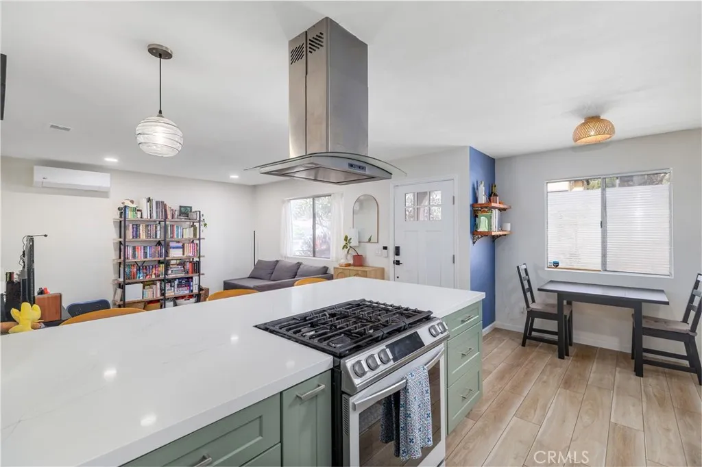 Photo #11: SW26115396 Listing: Photo #11