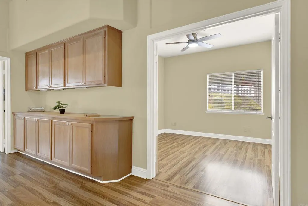 https://cdn.realtyfeed.com/cdn/127/306729178/2c4f0d3ddb147ec3caff675c948bde50.webp