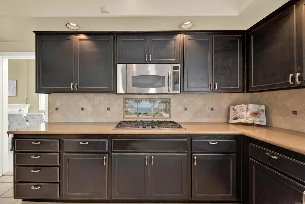 https://cdn.realtyfeed.com/cdn/127/306729178/879272e3340165cae9d5c069a6014f4a.webp