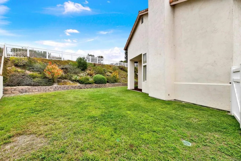 https://cdn.realtyfeed.com/cdn/127/306729178/8d1f3ab1f88dafc99becf778dc81ce43.webp