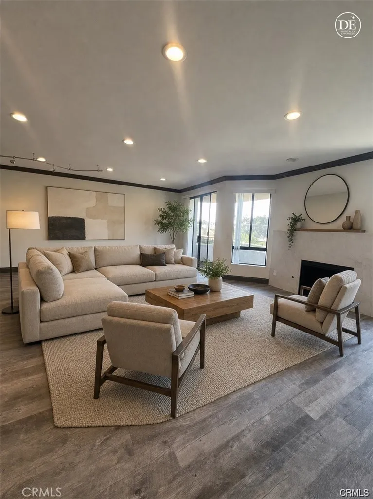 Sherman Oaks, CA 91423