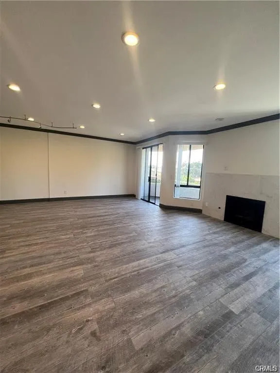 Sherman Oaks, CA 91423