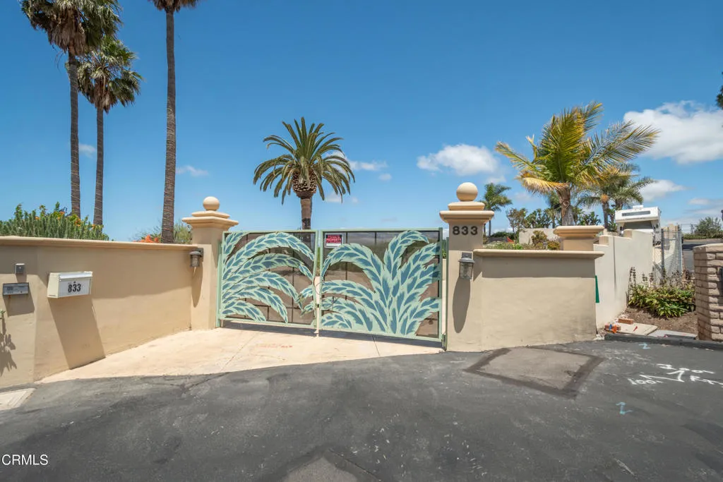 833 W Highland