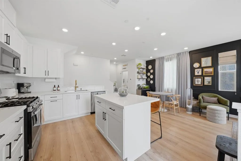 Photo #7: PTP2604072 Listing: Photo #7