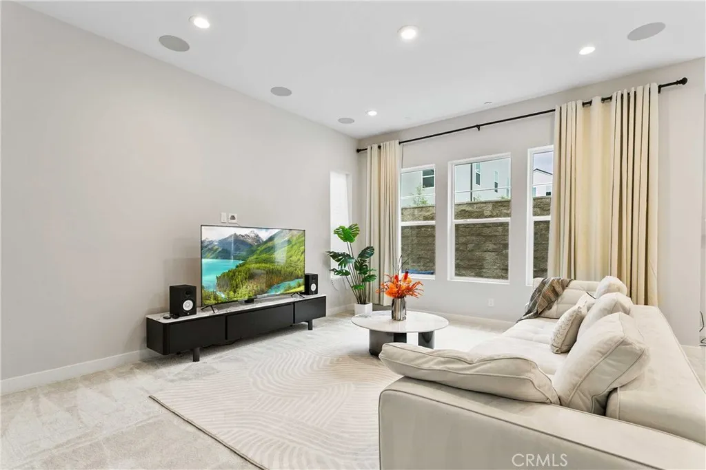 Lake Forest, CA 92630