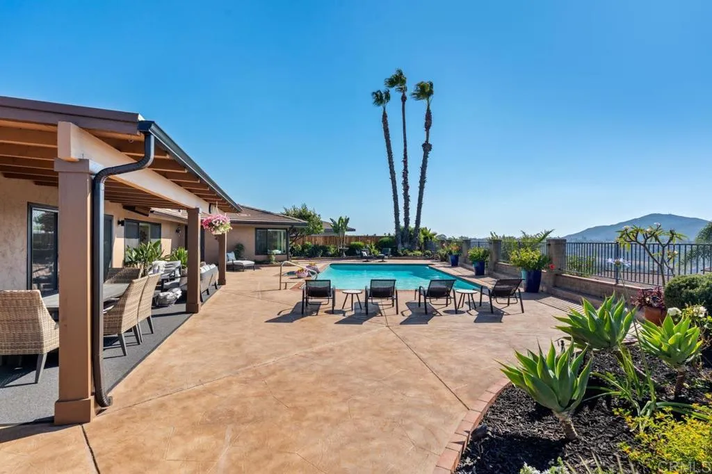 https://cdn.realtyfeed.com/cdn/127/306729301/31d4e60a13a17a750842b3c2998cf604.webp