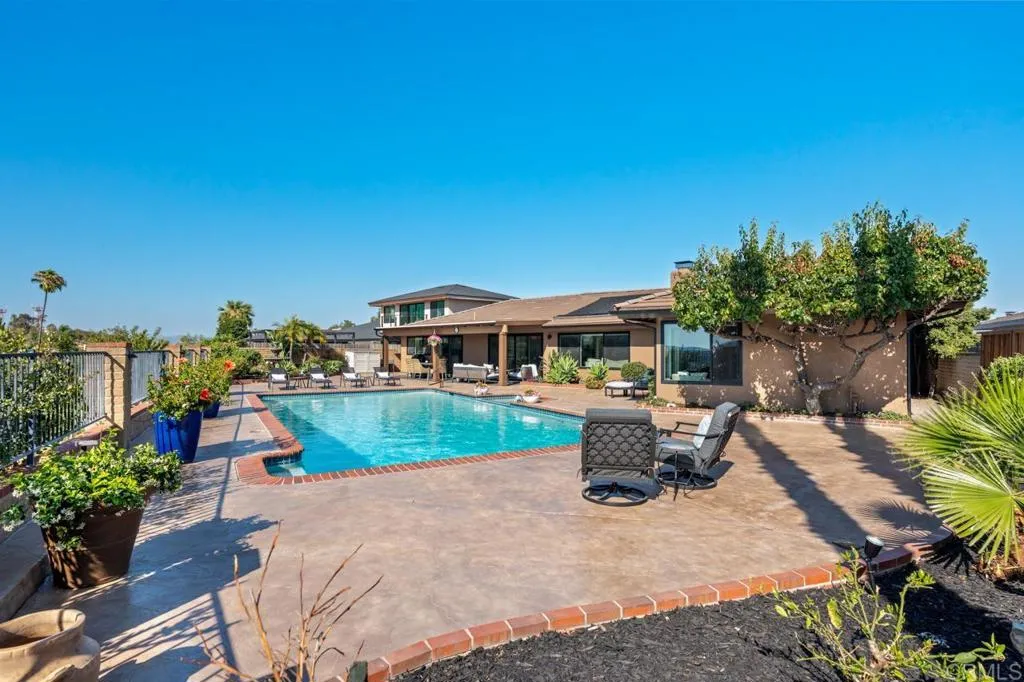 https://cdn.realtyfeed.com/cdn/127/306729301/6b0baa4deb9bee4d79ef1c44e67f60d0.webp