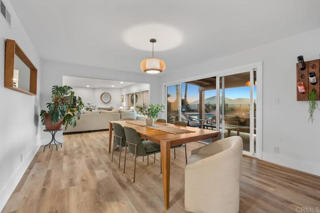 https://cdn.realtyfeed.com/cdn/127/306729301/750c074b34f90d9c78205fca6d5aaa17.webp