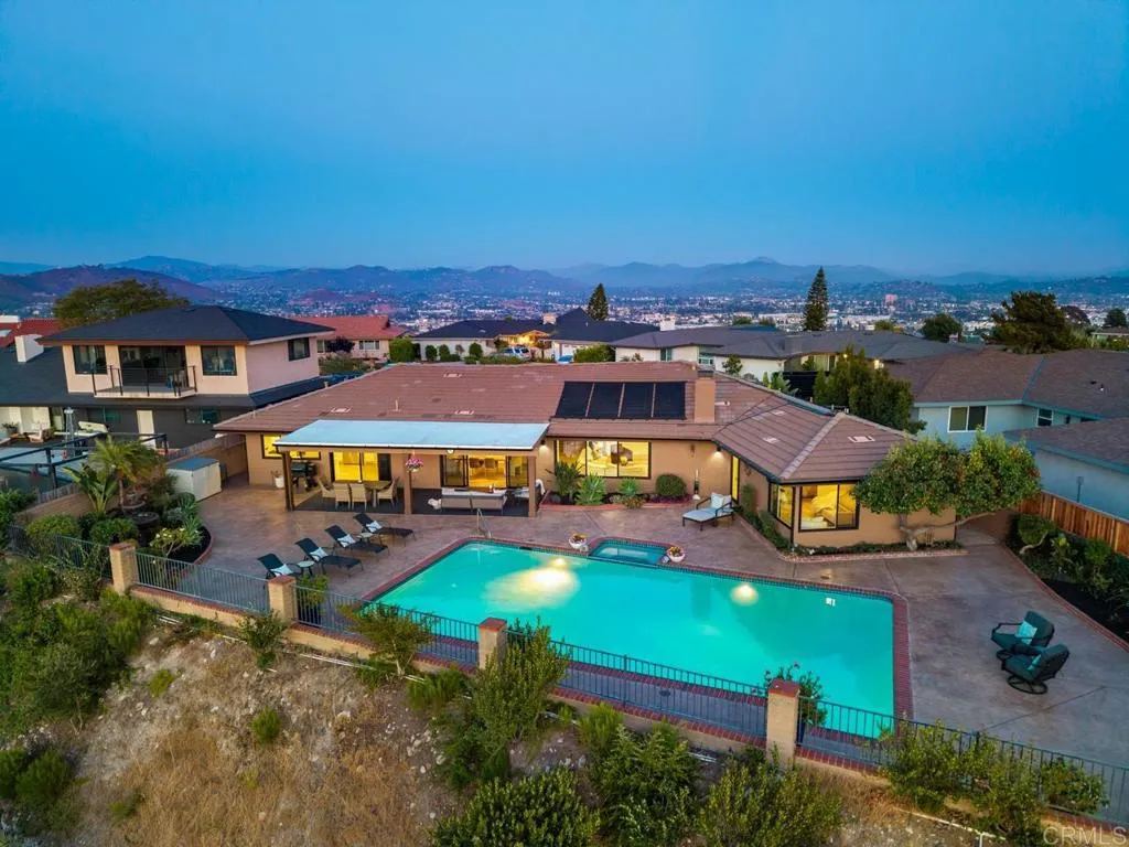 https://cdn.realtyfeed.com/cdn/127/306729301/990ae53633335d3f4b271e32216aa9d1.webp