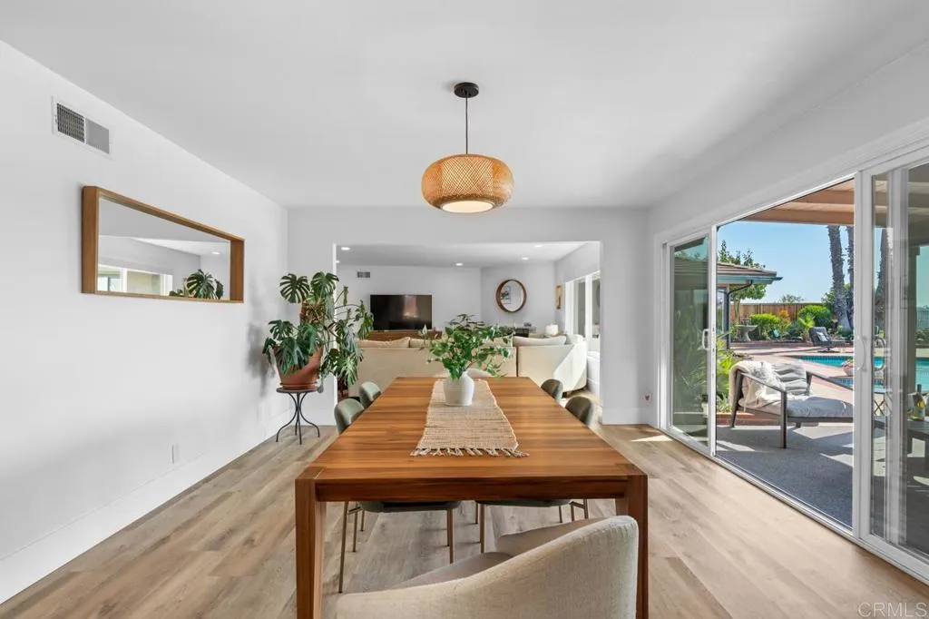 https://cdn.realtyfeed.com/cdn/127/306729301/b410a845125ab3030f4d17a4d787f4ab.webp