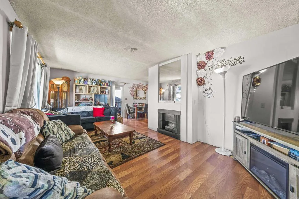 Photo #12: PTP2604074 Listing: Photo #12