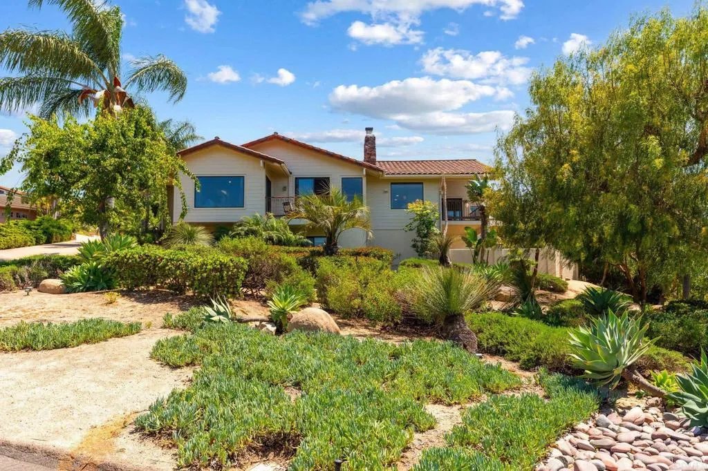 https://cdn.realtyfeed.com/cdn/127/306729333/0e674d7272d39480bd03586d5984951e.webp