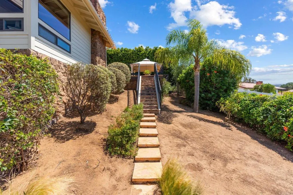 https://cdn.realtyfeed.com/cdn/127/306729333/1599baee4e10d2728b89fb22255dee35.webp
