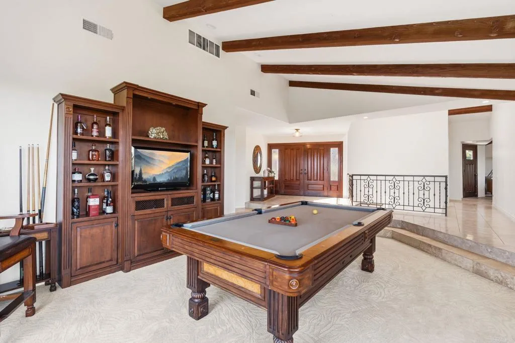 https://cdn.realtyfeed.com/cdn/127/306729333/1f24a8773b3b8d414f363cdc222d4d85.webp