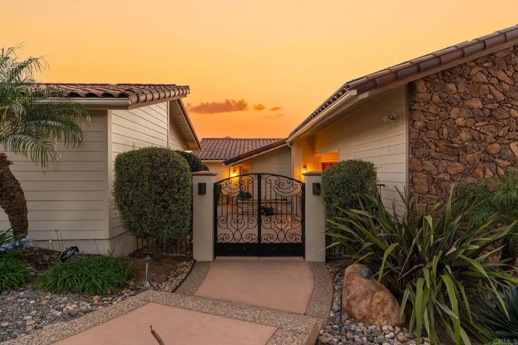 https://cdn.realtyfeed.com/cdn/127/306729333/db96266b7faf7ec7435eab0538be0c2e.webp
