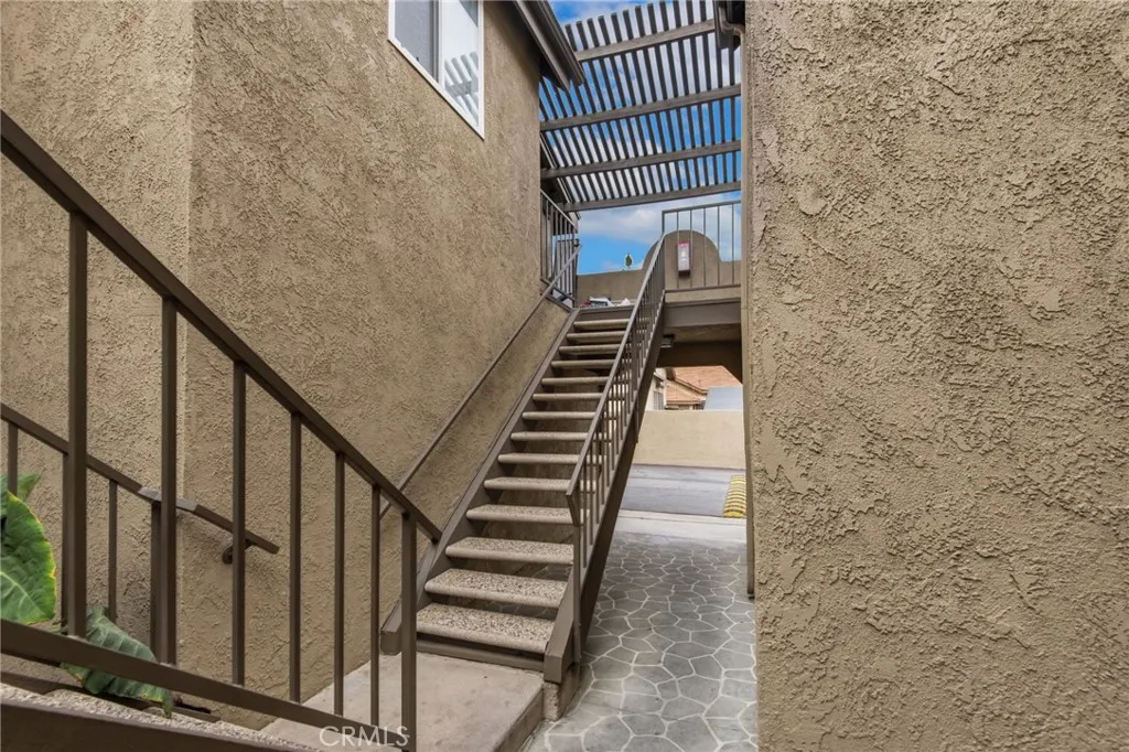799 Gianni Drive Unit 210, Corona, CA 92879 - Photo 2 of 40, Corona, CA