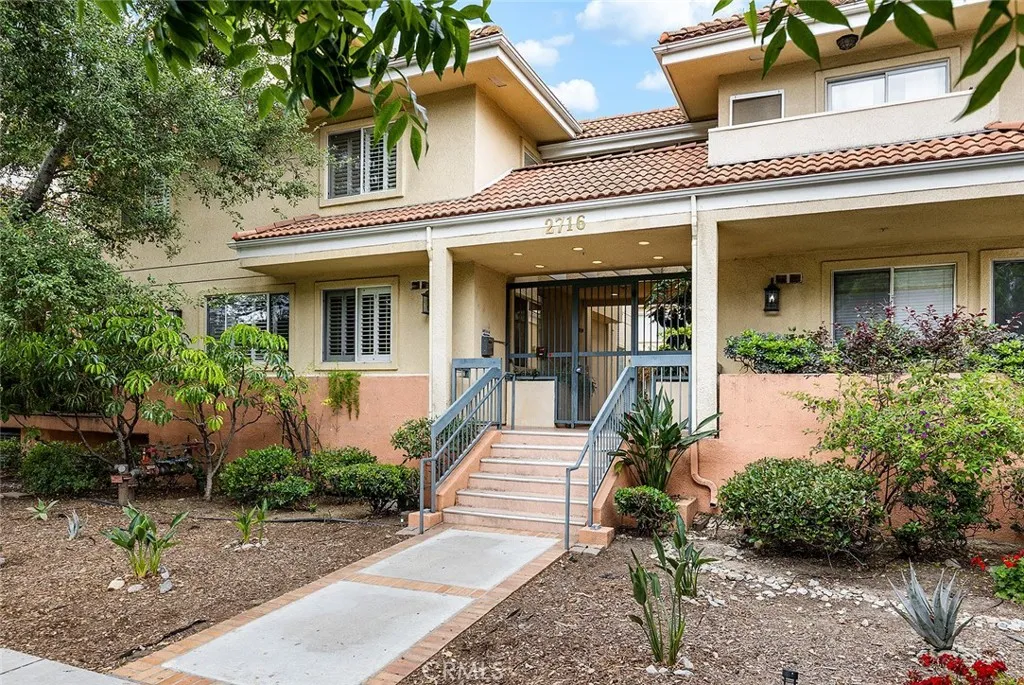 Montrose, CA 91020