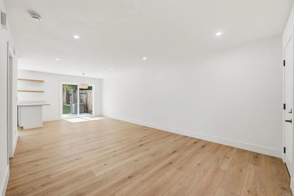 Photo #19: PTP2604080 Listing: Photo #19