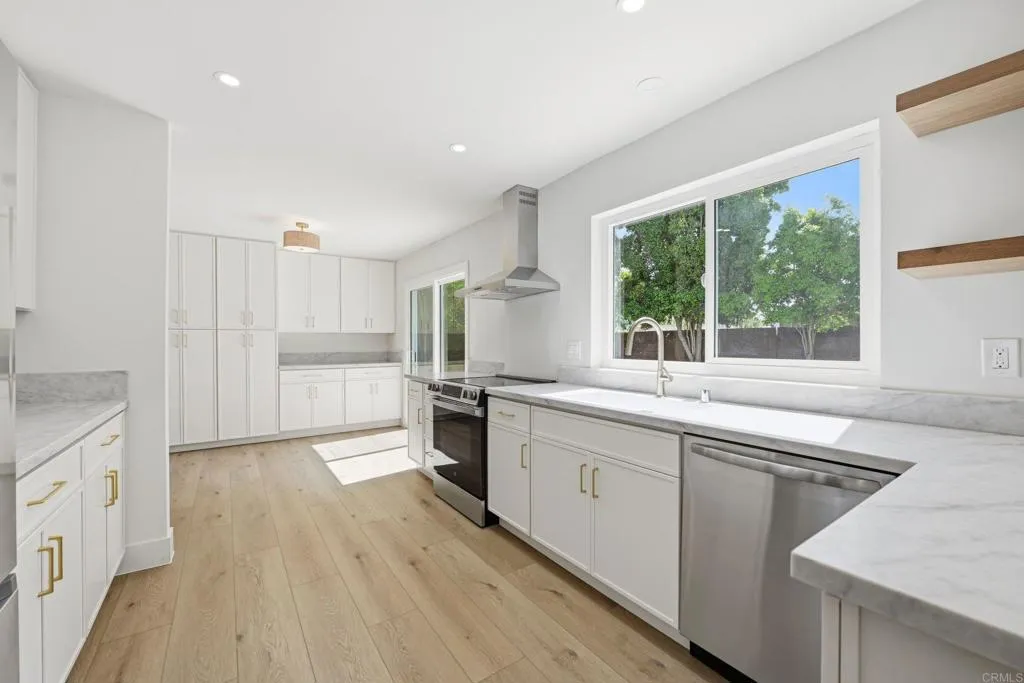 Photo #3: PTP2604080 Listing: Photo #3