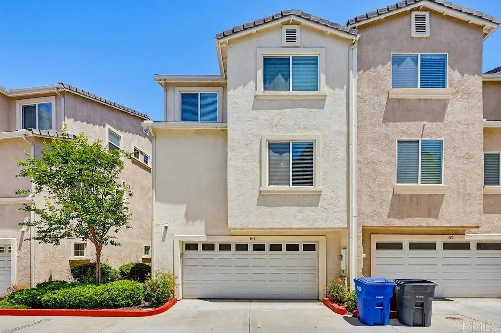https://cdn.realtyfeed.com/cdn/127/306729466/3eb15d9eef3c1d57e0e29cf8832f7ce2.webp